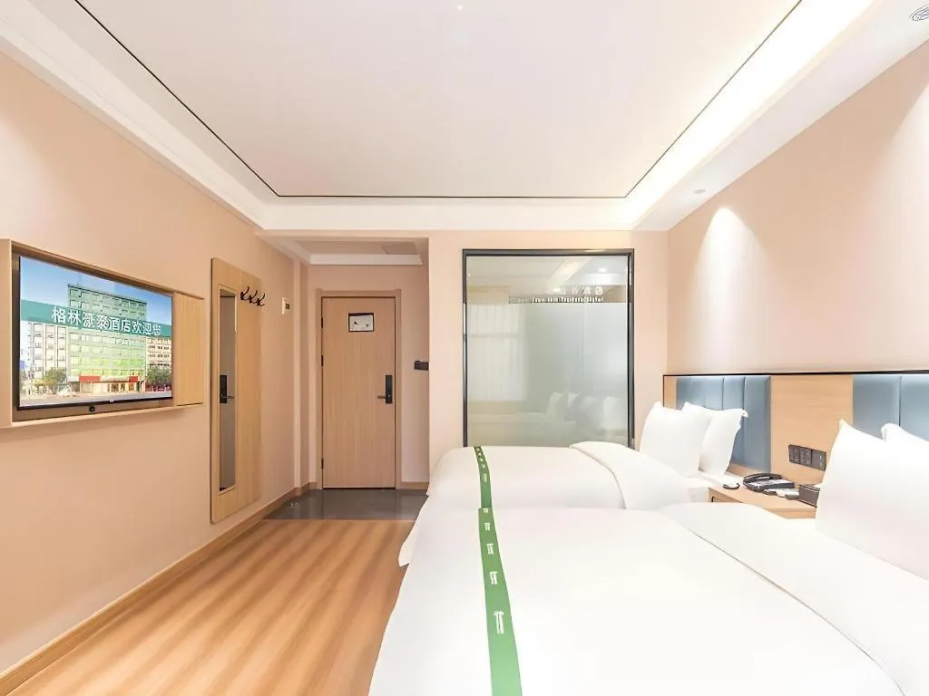 Отель Greentree Inn Lu Yi County Zi Qi Avenue Branch Luyi