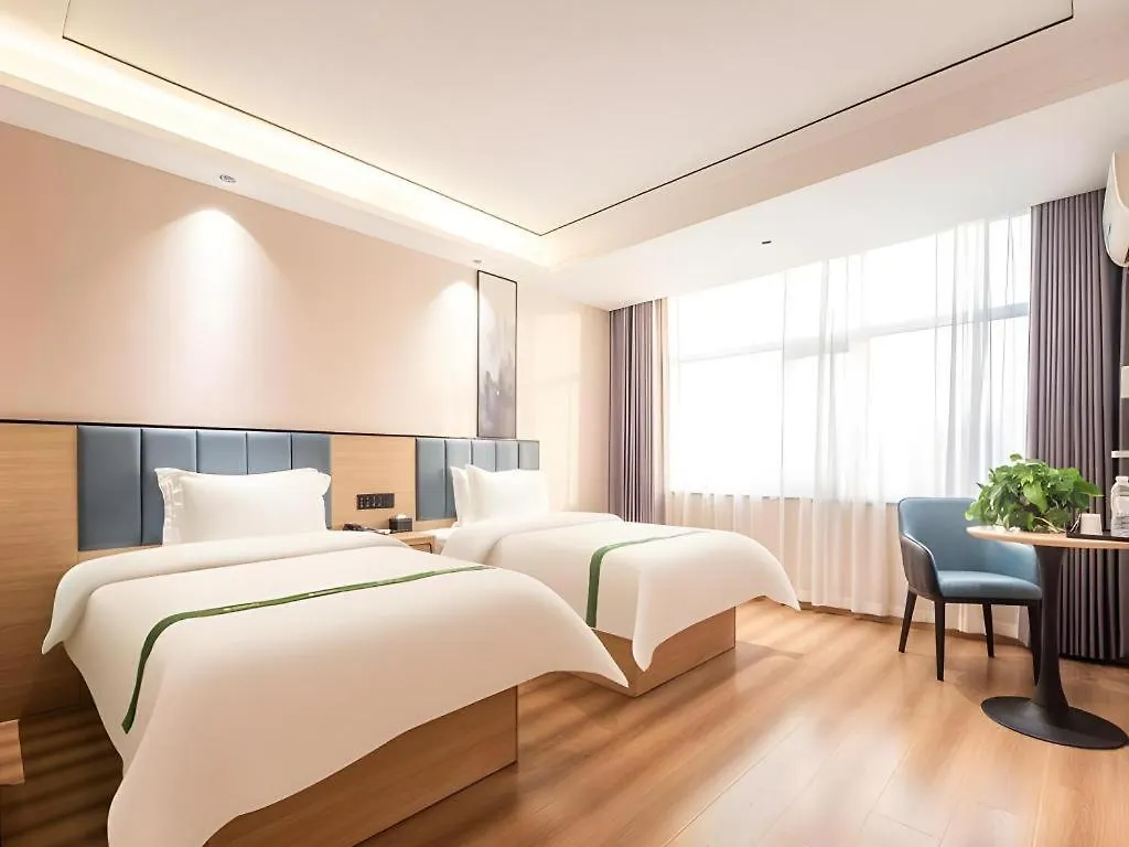 Greentree Inn Lu Yi County Zi Qi Avenue Branch Luyi 3*,  Китай