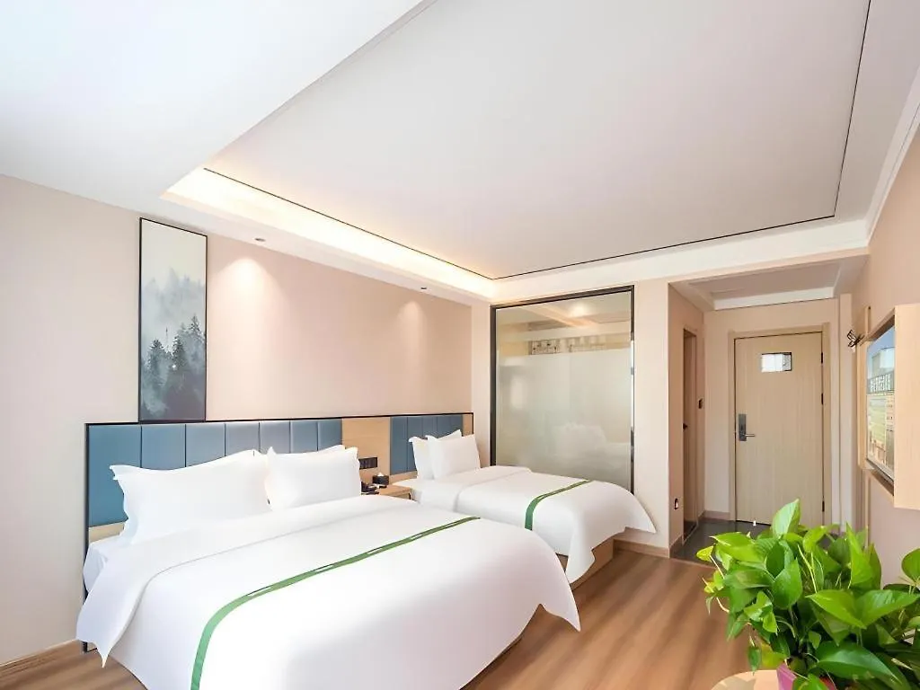 *** Отель Greentree Inn Lu Yi County Zi Qi Avenue Branch Luyi Китай