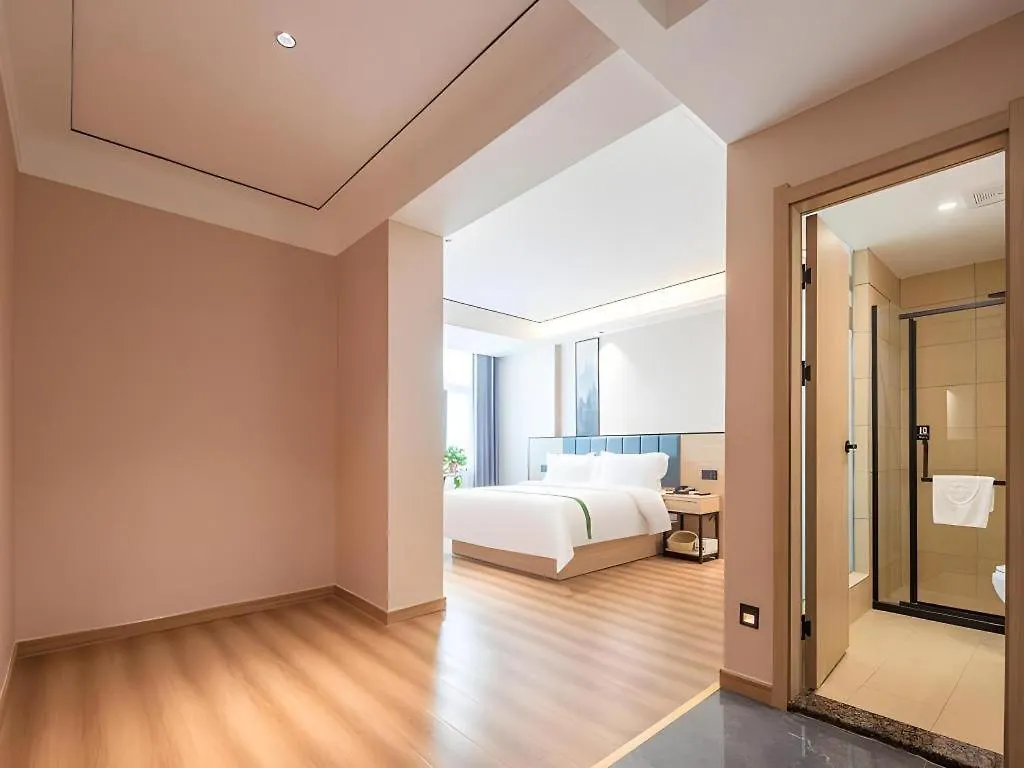 Greentree Inn Lu Yi County Zi Qi Avenue Branch Luyi 3*,
