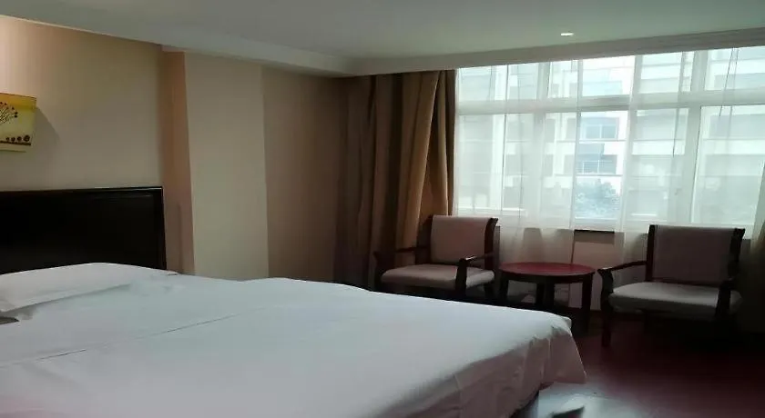 Greentree Inn Lu Yi County Zi Qi Avenue Branch Luyi Китай
