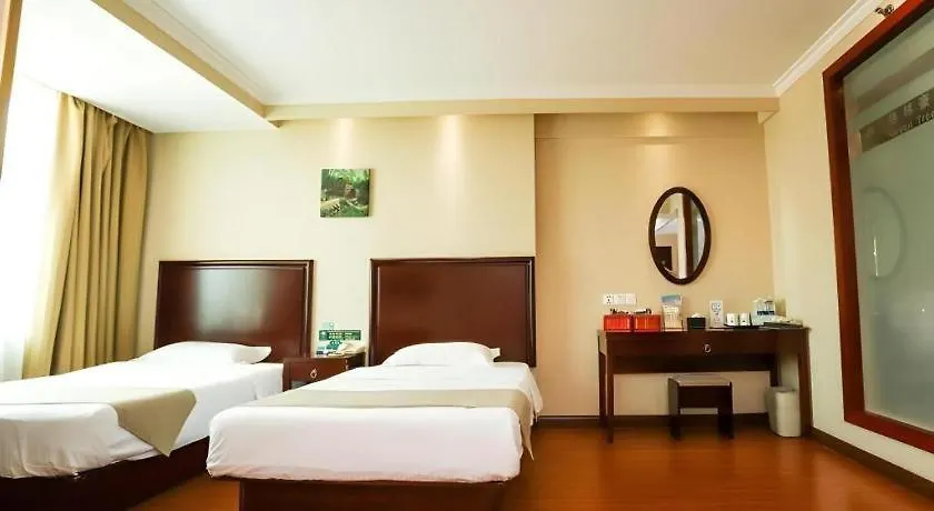 Greentree Inn Lu Yi County Zi Qi Avenue Branch Luyi Отель