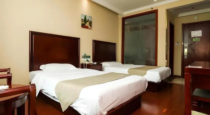 Отель Greentree Inn Lu Yi County Zi Qi Avenue Branch Luyi