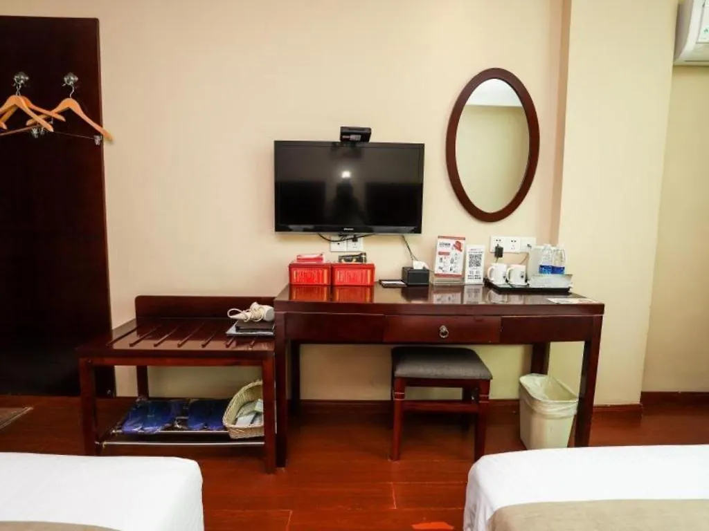 Greentree Inn Lu Yi County Zi Qi Avenue Branch Luyi Отель