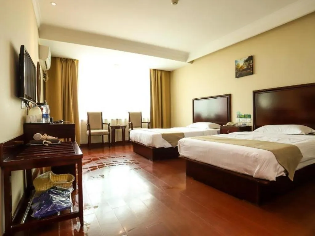*** Отель Greentree Inn Lu Yi County Zi Qi Avenue Branch Luyi Китай